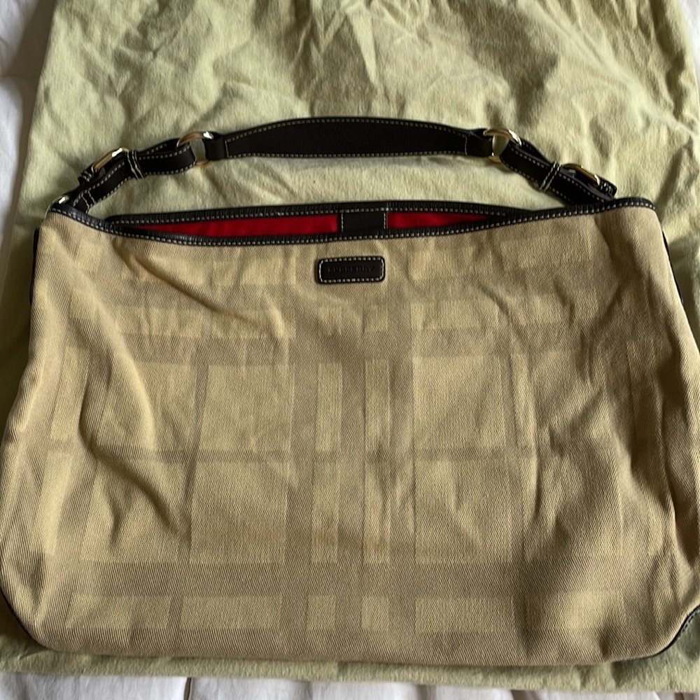 Authentic Burberry Tote. - image 1